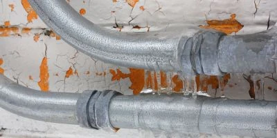 Eingefrorene Wasserleitungen auftauen