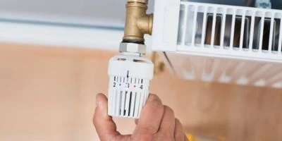Thermostat am Heizkörper korrekt